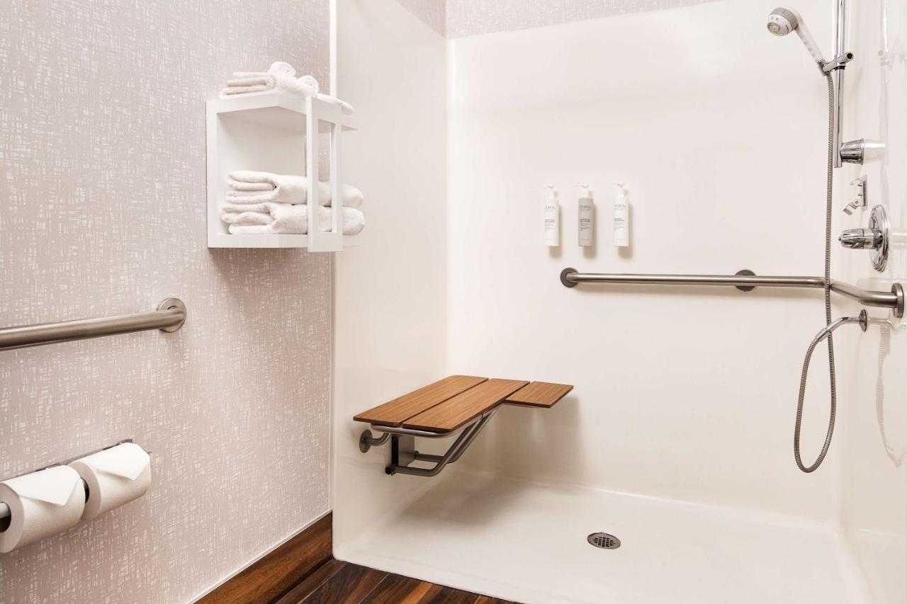 Hampton Inn Longmont Εξωτερικό φωτογραφία