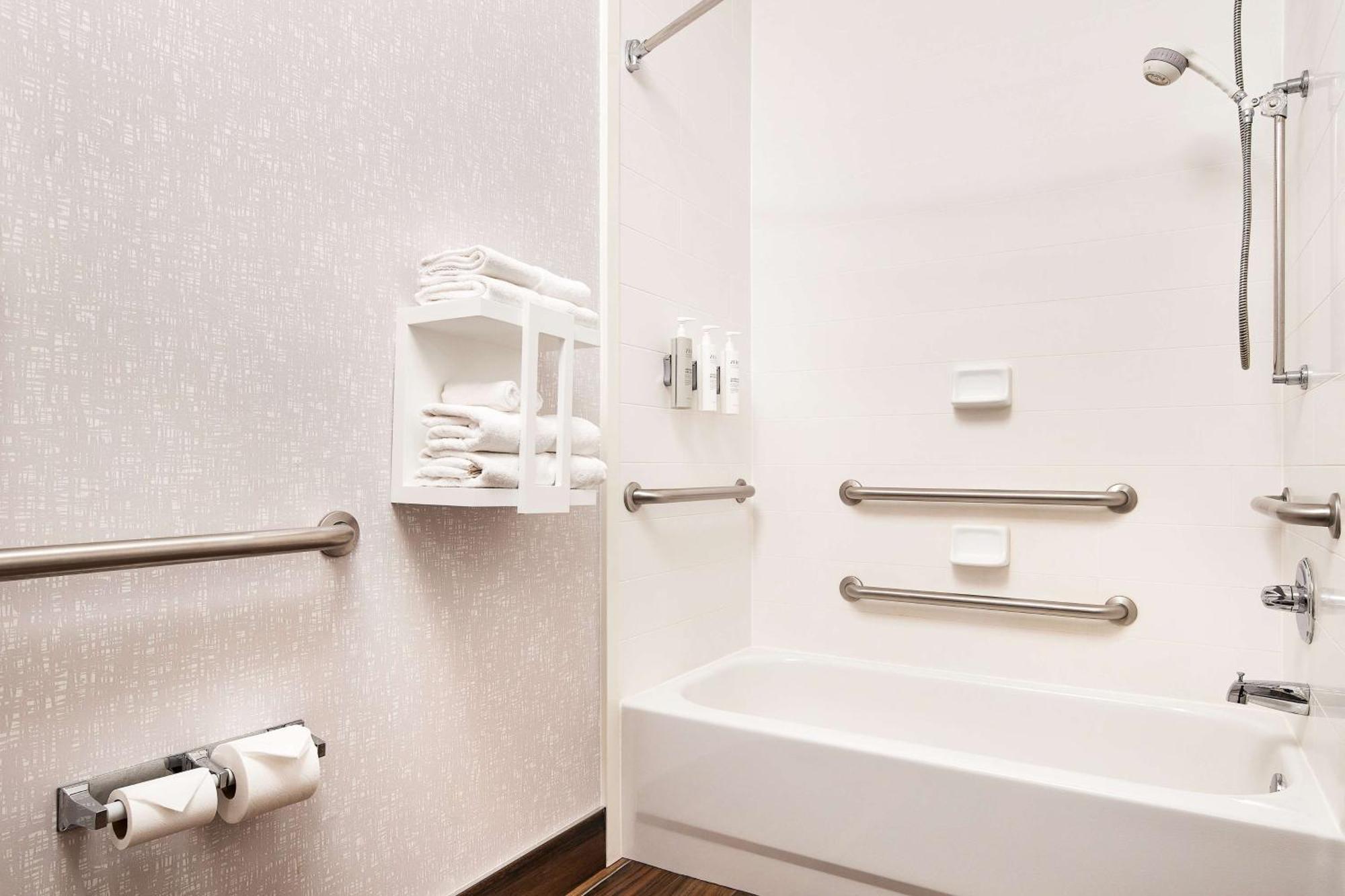 Hampton Inn Longmont Εξωτερικό φωτογραφία